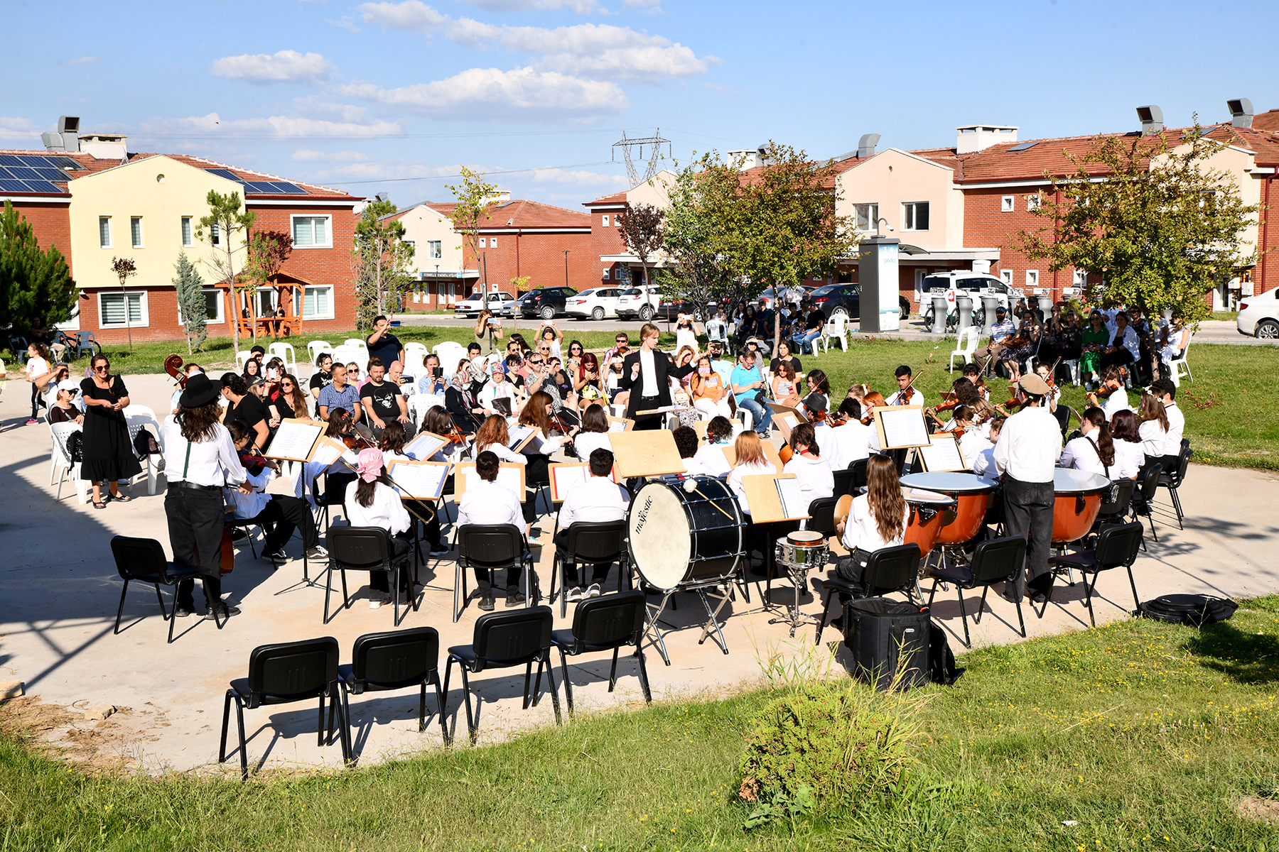 Yaşam Köyü Senfoni Orkestrası Eğitim ve Çalışma Merkezi